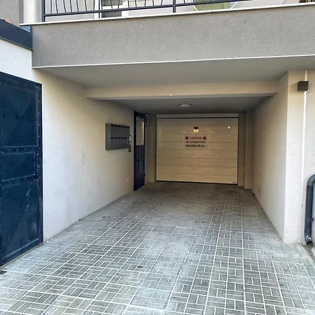 Emma's Sweet - Close To Centre Apartment