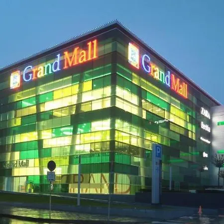 Emma's Sweet - Next To Grand Mall Apartment