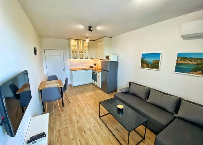 Emma's Sweet - Next To Grand Mall *